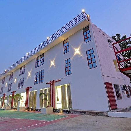 Oyo Townhouse 779 Gods County Hotel Tarapith Eksteriør billede