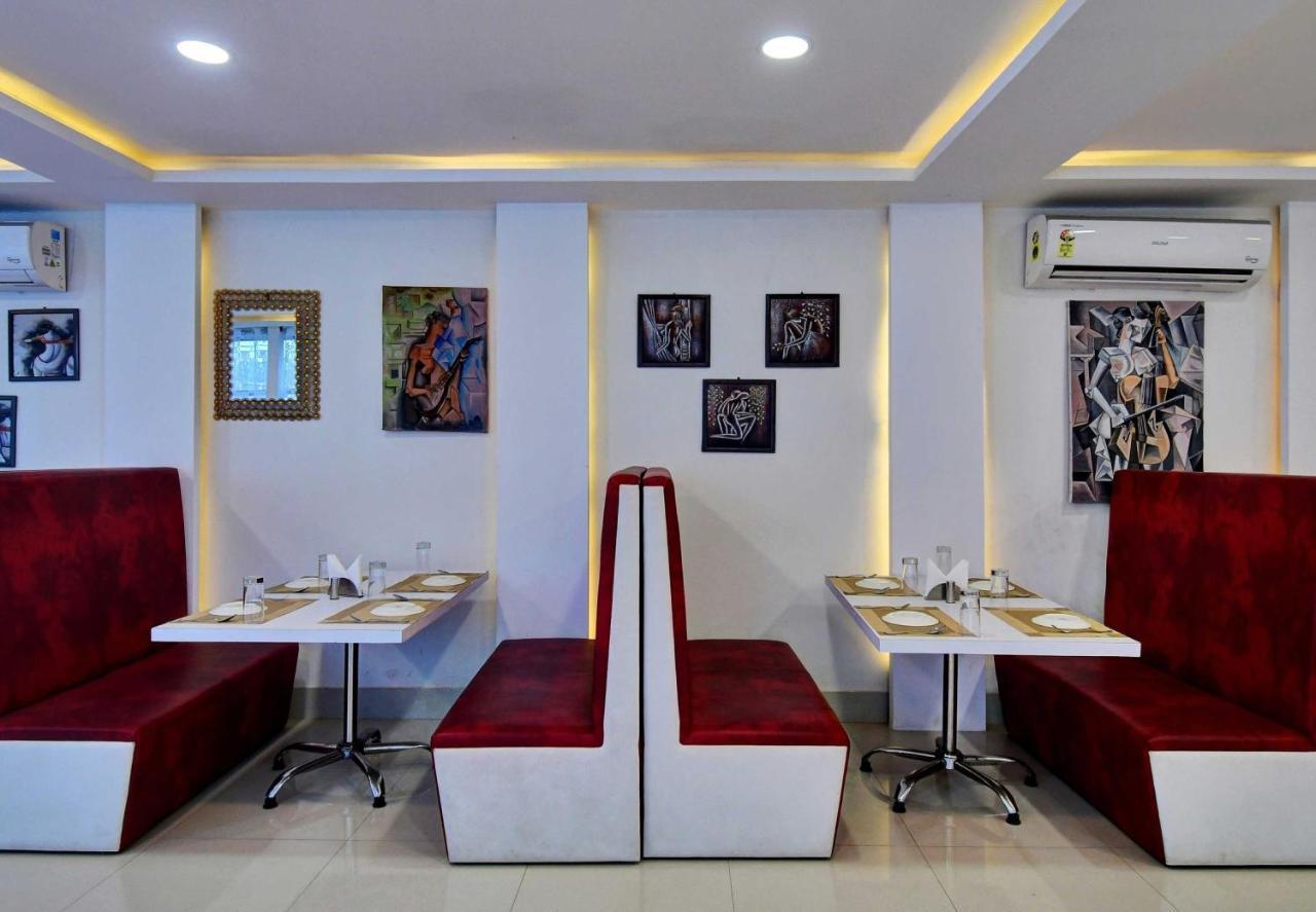Oyo Townhouse 779 Gods County Hotel Tarapith Eksteriør billede